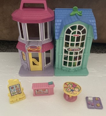 Fisher Price Loving Family Sweet Streets Beanstalk Toy Shop Fast Food Cafe 2002