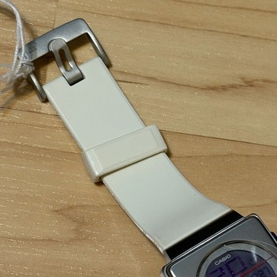 Casio Futurist LA-2001-7A Digital Watch 2999 Mod LCD Display 2001