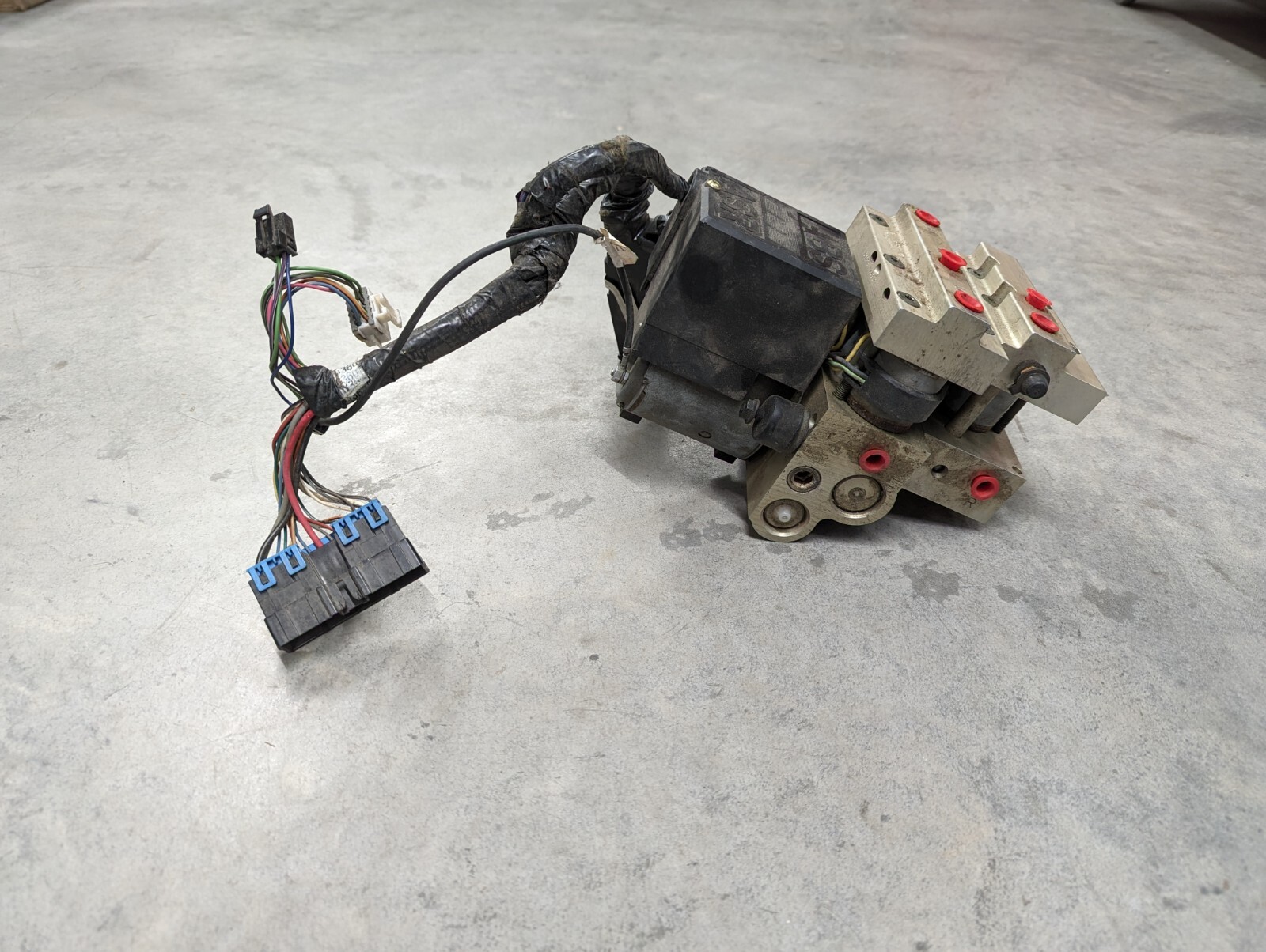 C4 Corvette ABS EBCM Brake Module & Pump eBay