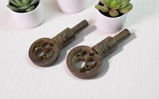 Vintage Indian heavy iron padlock screw type mechanism keys Set Of 2. G2-284