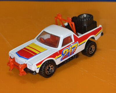レア MATCHBOX RUFF TREK 1977 s-l400.jpg