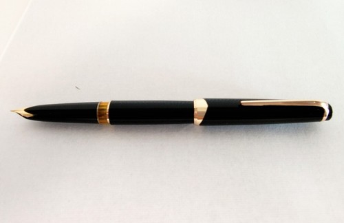MONTBLANC Fountain Pen 12 Black Resin Nib F 18K 1960s Vintage - 第 2/9 張圖片