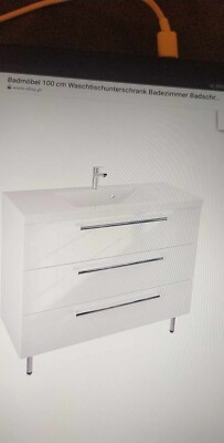 Bademöbel- weißen Badezimmerschrank mit Waschbecken. neuer Zustand