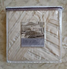 Jennifer Lopez Cosmopolitan Euro Pillow Sham in Ivory - New in Packaging