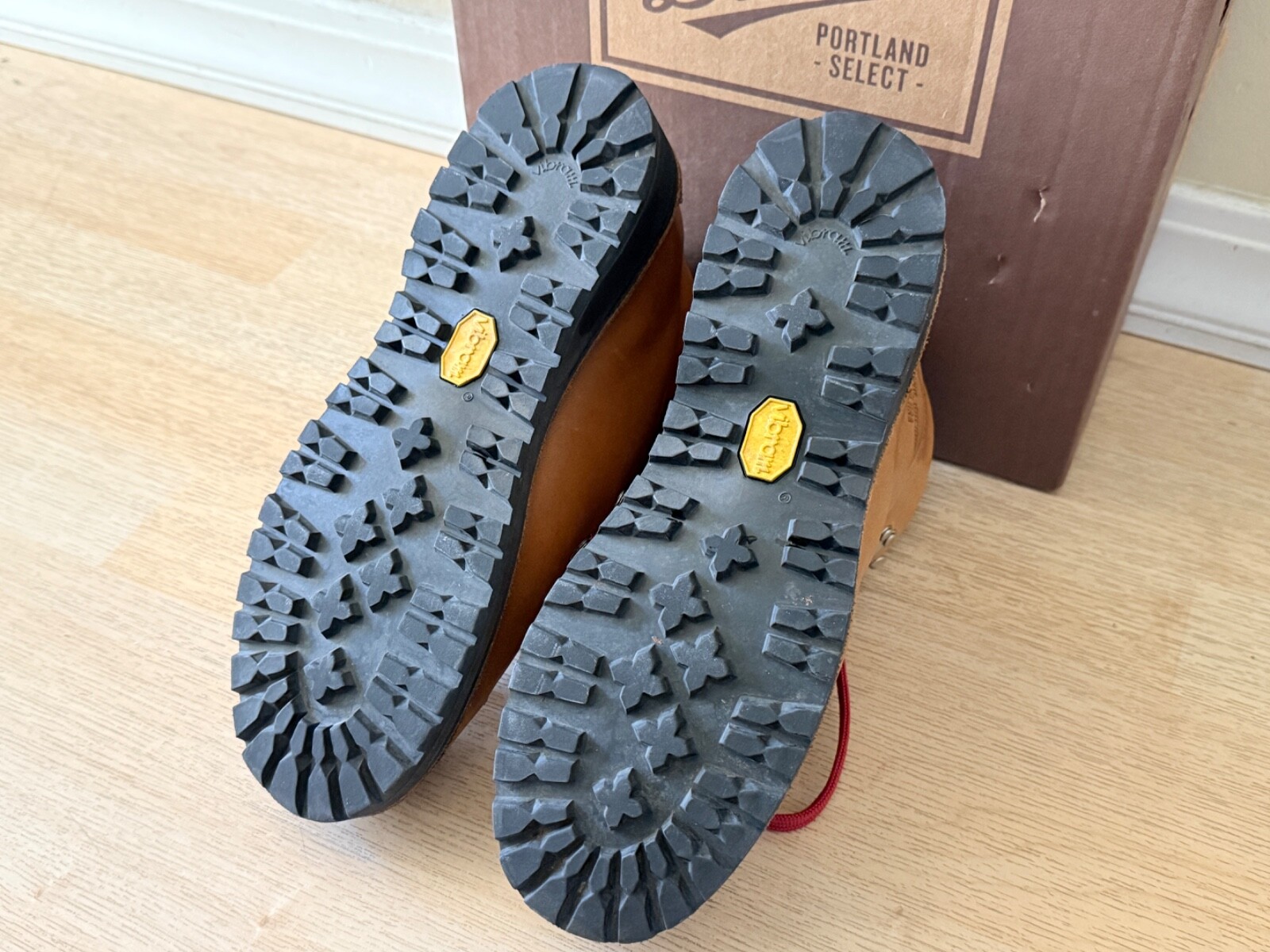 Danner Mountain Light Cascade Clovis Leather Hiki… - image 8