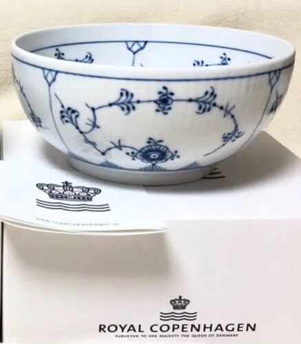 【NEW】Royal Copenhagen Blue Fluted Plain Porcelain Bowl  15 x 7cm - Picture 1 of 2