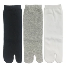 Wrapables Tabi Flip-Flop Socks (Set of 3), Solid Colors, Black, Gray, White