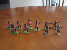 6 BRITAINS AND 4 UNBRANDED METAL TOY SOLDIERS