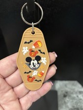 Schlüsselanhänger Mickey Mouse hellbraun Halloween 