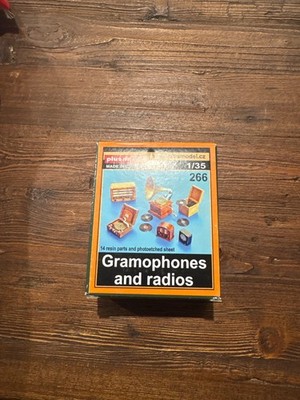 plusmodel gramophones and radios 1/35