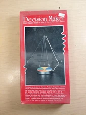 Magnetic Decision Maker Swing Pendulum Office Desk Decoration Toy,Novelty Gadget