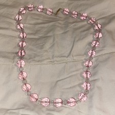Vtg Pink & White Lucite Bead Necklace