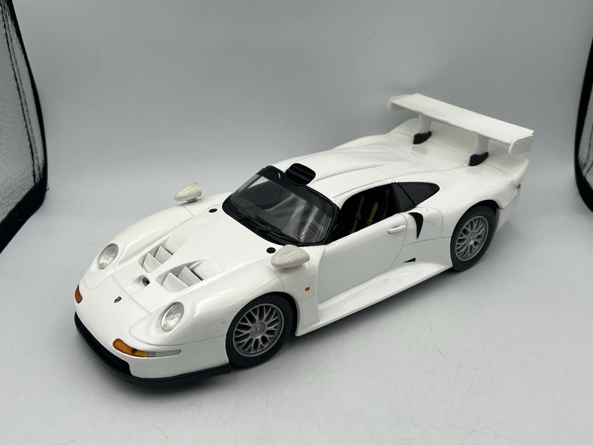 Porsche 911 GT1 1996 Bleu Métal - 1/18 UT Models - Miniature Collection