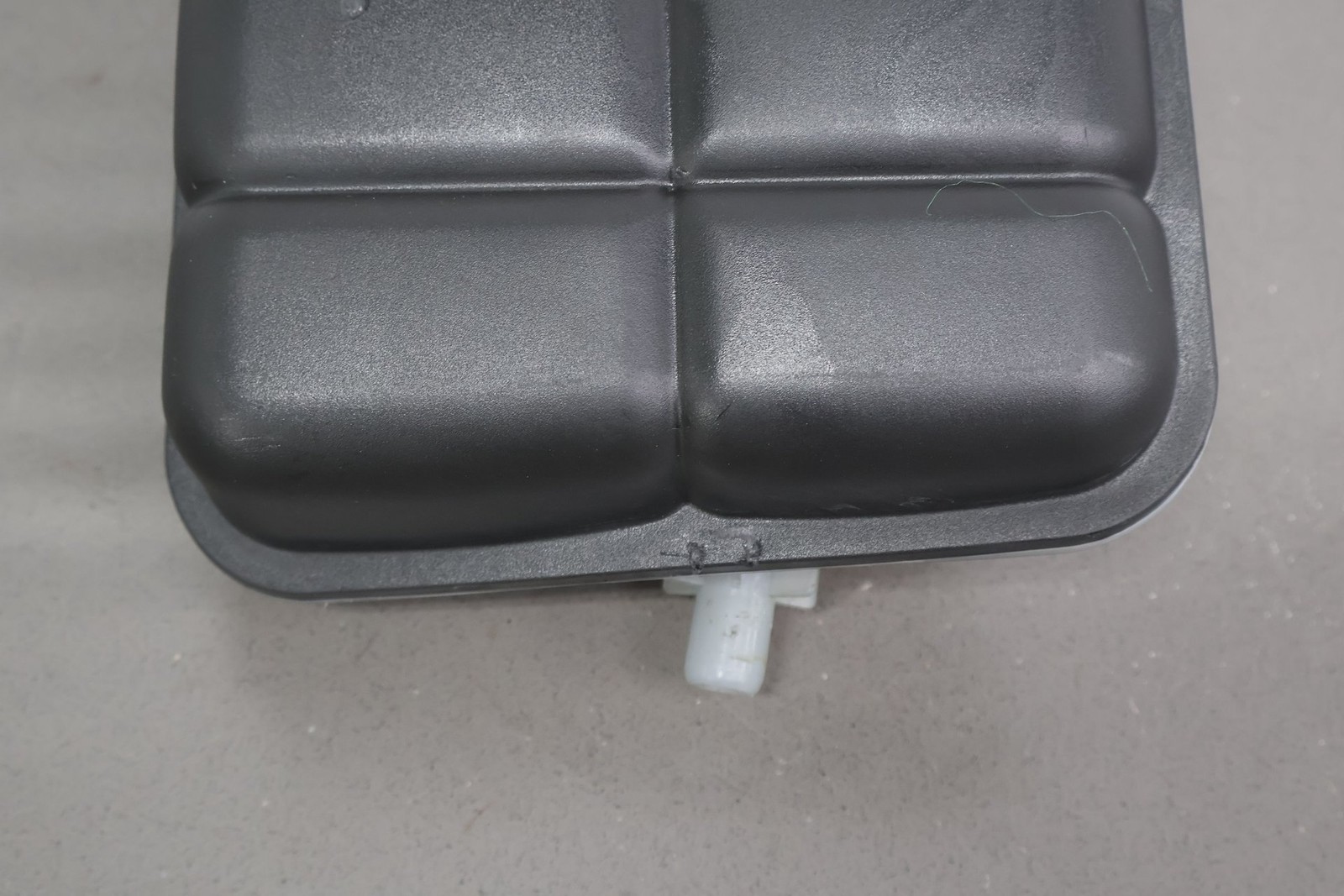 Bentley Continental Flying Spur 2006 Coolant reservoirs Set