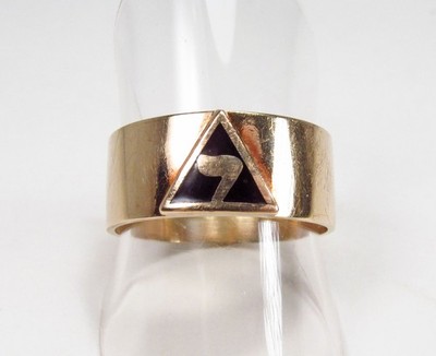 Vintage Lowell USA 10K Gold 14th Degree Masons Motto Yod Wide Band