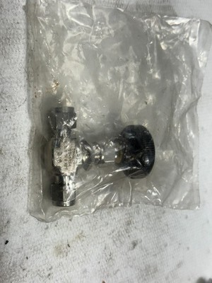 NOS Swagelok SS-1RS4 Stainless Steel Integral Bonnet Needle Valve 1/4 NIB Sealed