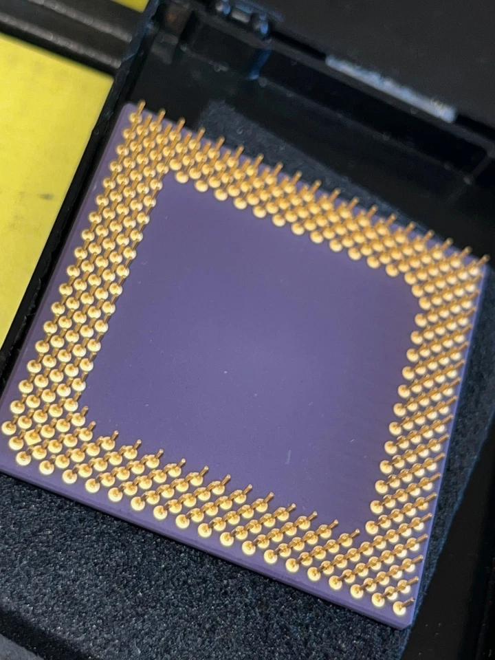 AMD AMD-K6-3/400AHX K6-III 400AHX 400 MHz ViINTAGE COLLECTORS BOXED CPU fcb13.9 - Image 3 of 4