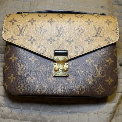 Louis Vuitton POCHETTE METIS REVERSE Monogram. 100% authentic. 