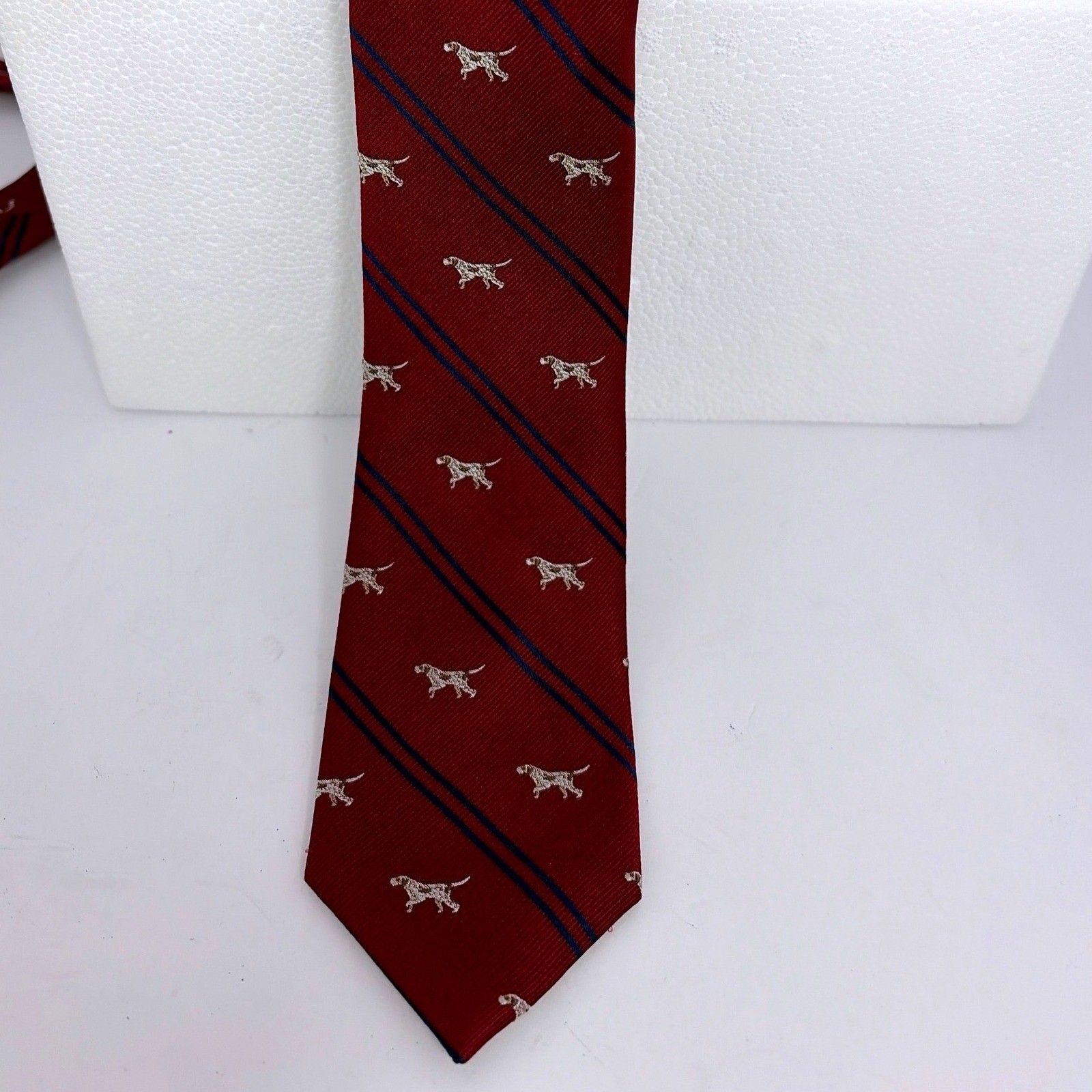 Jos. A. Bank 1905 Men Silk Tie Burgundy Red Navy Blue Stripe Hunting Dog Pointer