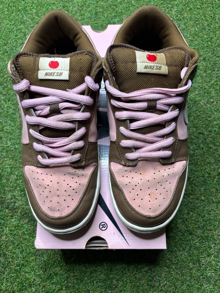 Talla 10 - 2005 Stussy x Dunk Low Pro SB Cherry Foto 3 de 4