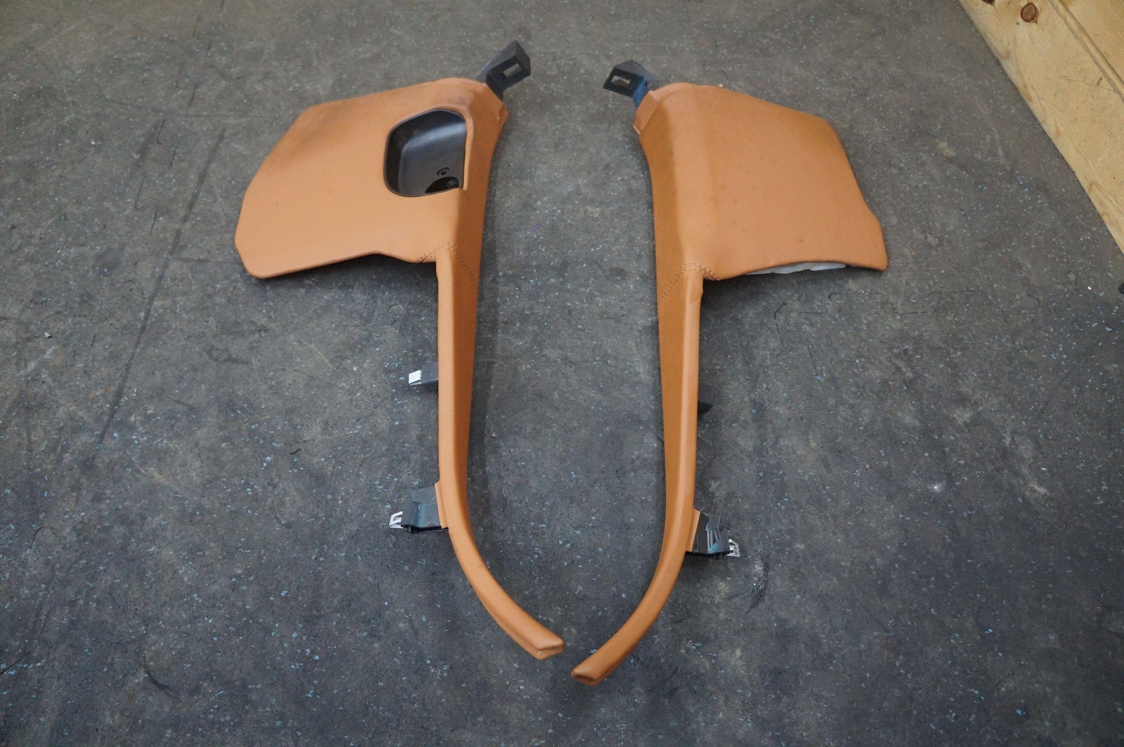 Set 2 Left Right Lower A-pillar Trim 4W0863609 Bentley Flying Spur W12 13-18