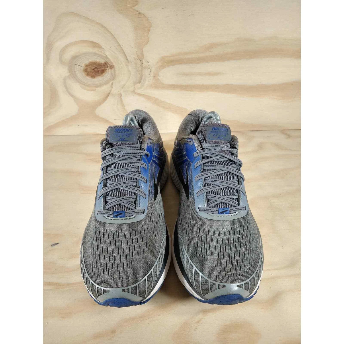 Brooks Adrenaline GTS 18 Running Shoes Gray Blue Men s 8.5 1102712E015