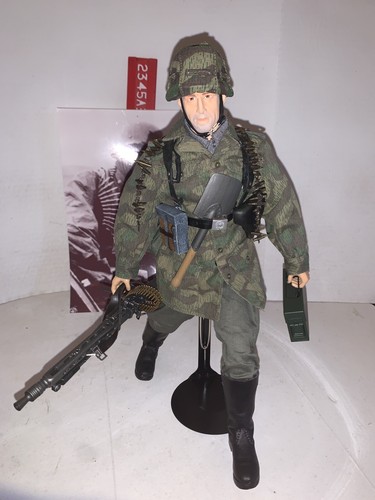 1/6 WW2 German MG42 Gunner, Hermann. Custom Build. Well Equipped. Very Nice. - Picture 4 of 23