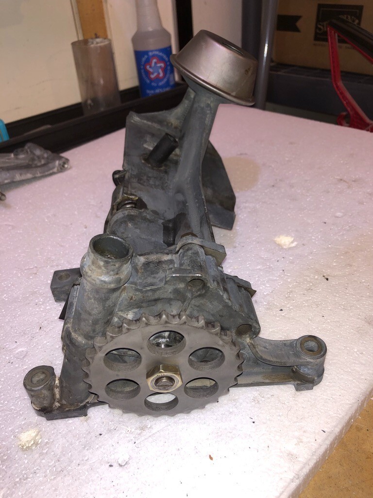 BMW E23 E24 E28 535is 733i 78-89 Oil Pump Splined Shaft Type 