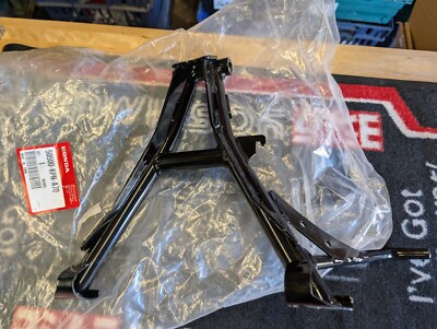 Honda CB125F & GLR125 2015-2020 Centre Stand OEM NEW Part 50500-KPN-A70 #G39