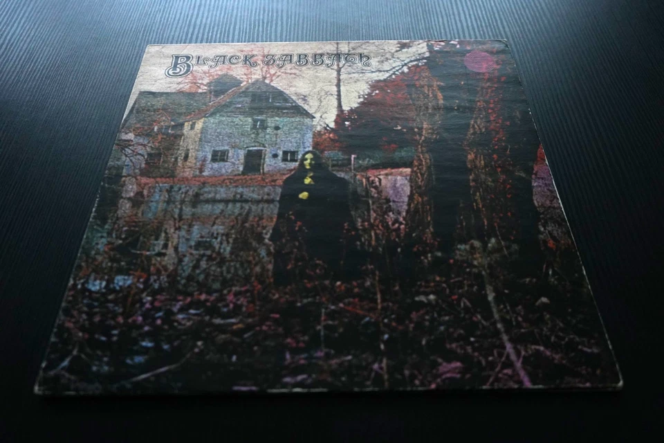 Black Sabbath - BLACK SABBATH 1970 UK FIRST PRESSING PHILIPS CREDIT NEAR MINT! - Image 2 of 4