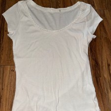 White Lace Trim Scoop Neck Short Sleeve Top