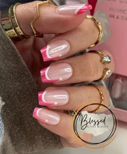 Red Aspen Press On Nails-Pretty in Pink, Mrs. Claus Medium Coffin  Christmas