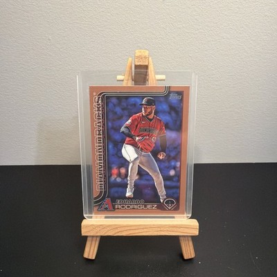 Topps 2025 Series 2 Eduardo Rodriguez Diamondbacks #661 Gold Parallel /2025