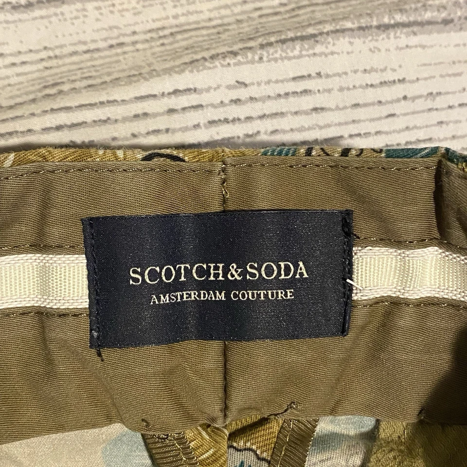 Pantalones Cortos Chinos Scotch & Soda W33 Batik Floral 'Savoir Faire Sophistique' RARO Foto 2 de 4
