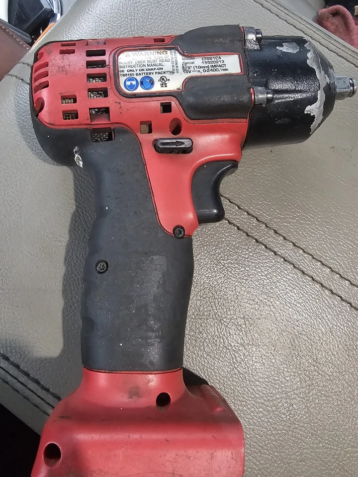18 Volt Snap On 3/8 Cordless Impact Wrench - Image 2 of 4