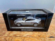 Minichamps Aston Martin Vanquish Silver 1/43 Pre-Owned 14+