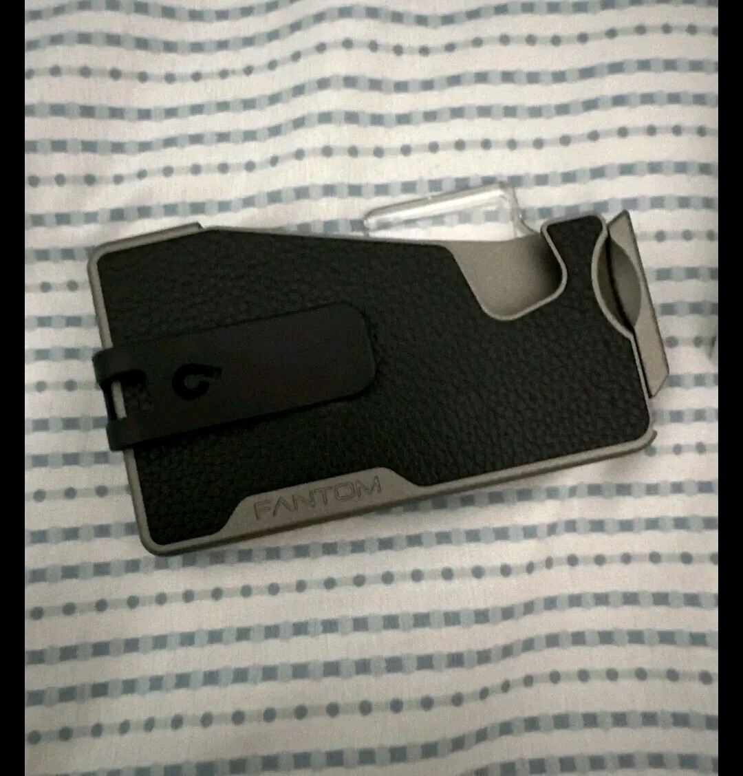 Fantom R Wallet with Money Clip And ID Holder - 5 To 10 Cards