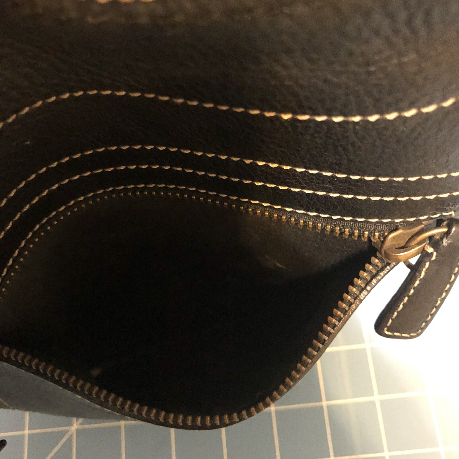 COACH Soho Black Leather Duffle Crossbody Shoulder Pu… Gem