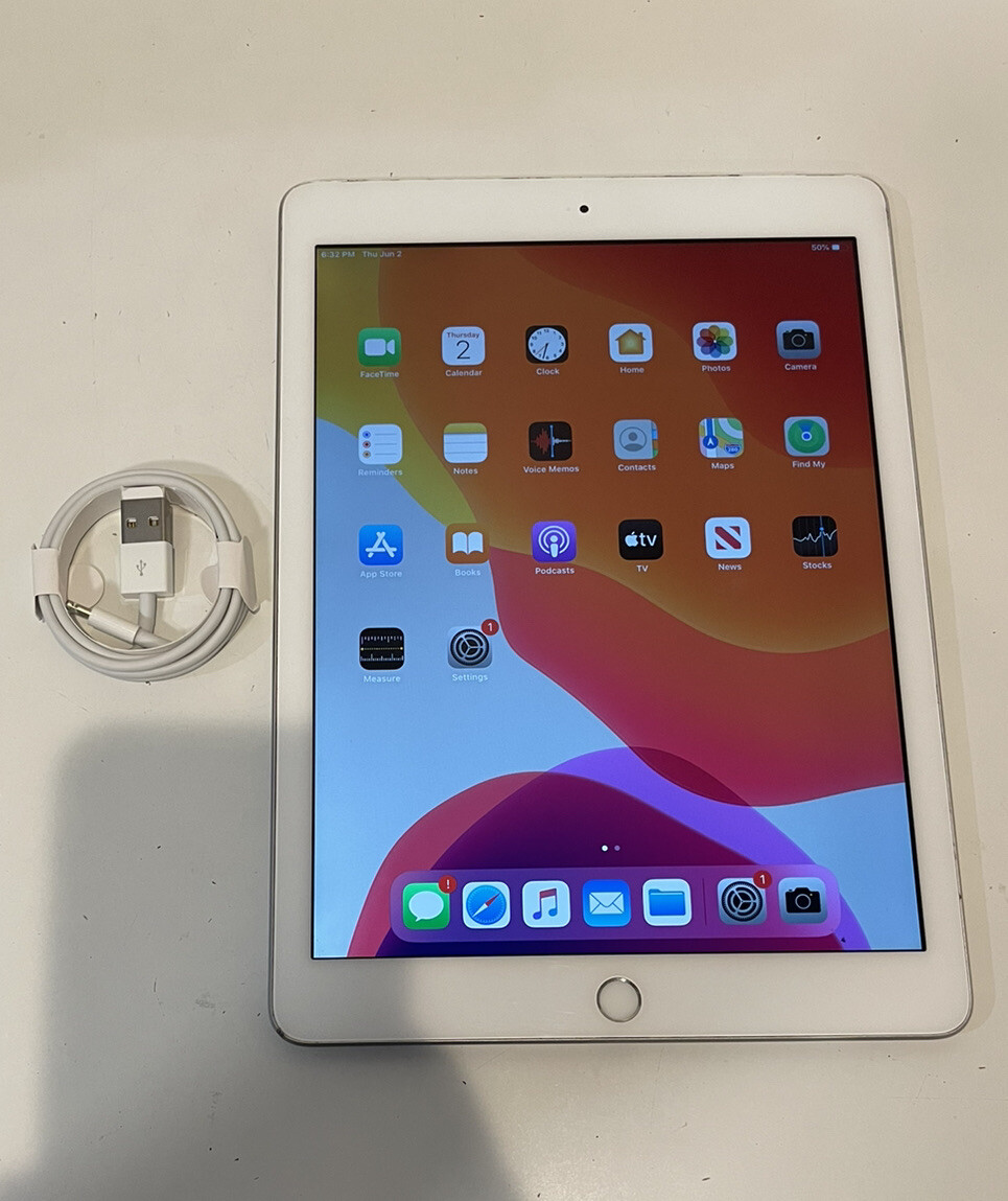 Apple iPad 5th Gen. 32GB, Wi-Fi + Cellular (Verizon), 9.7in