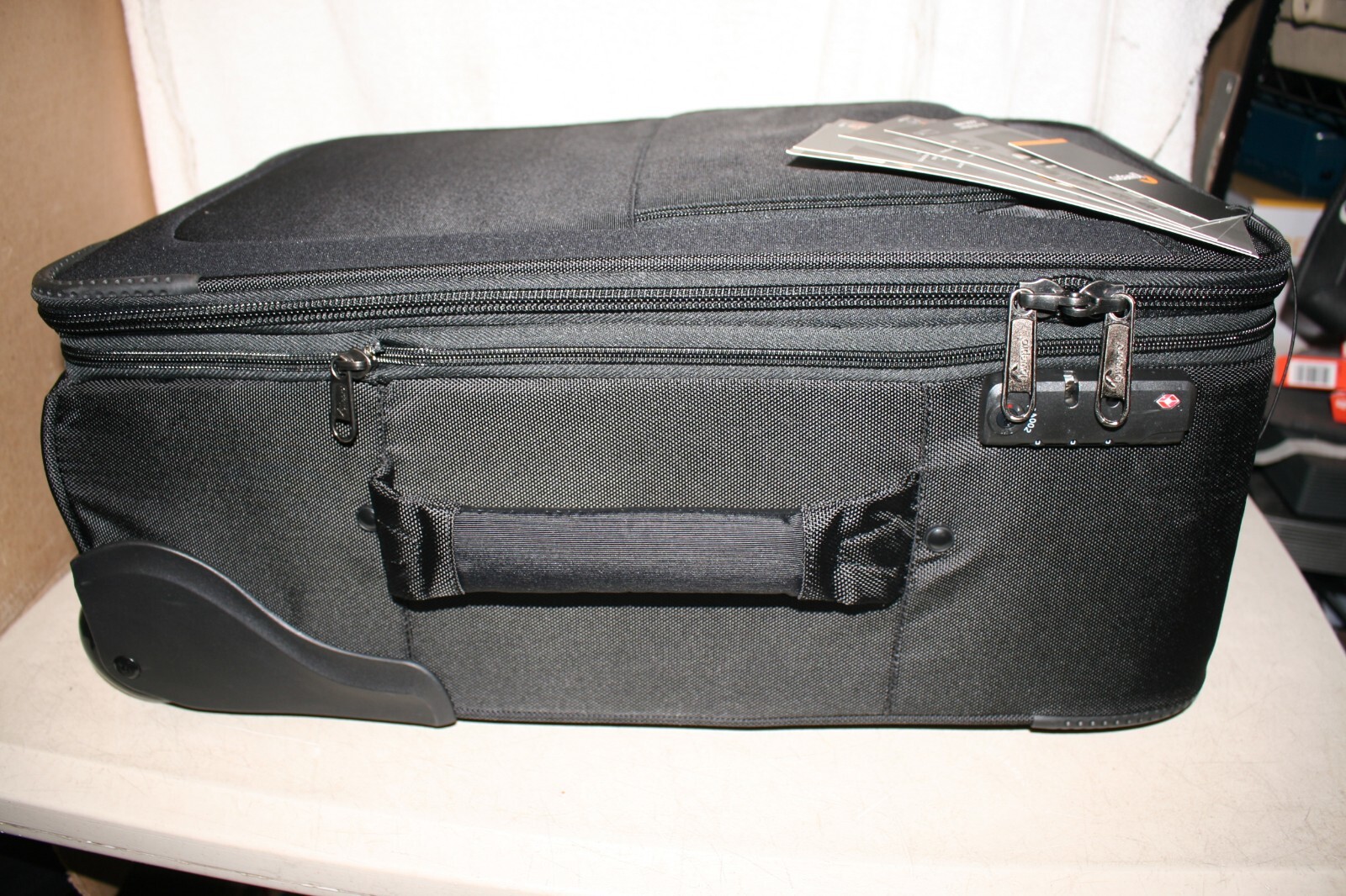 Lowerpro Pro Roller x200 AW Rolling Bag DSLR Camera Roller Bag NEW