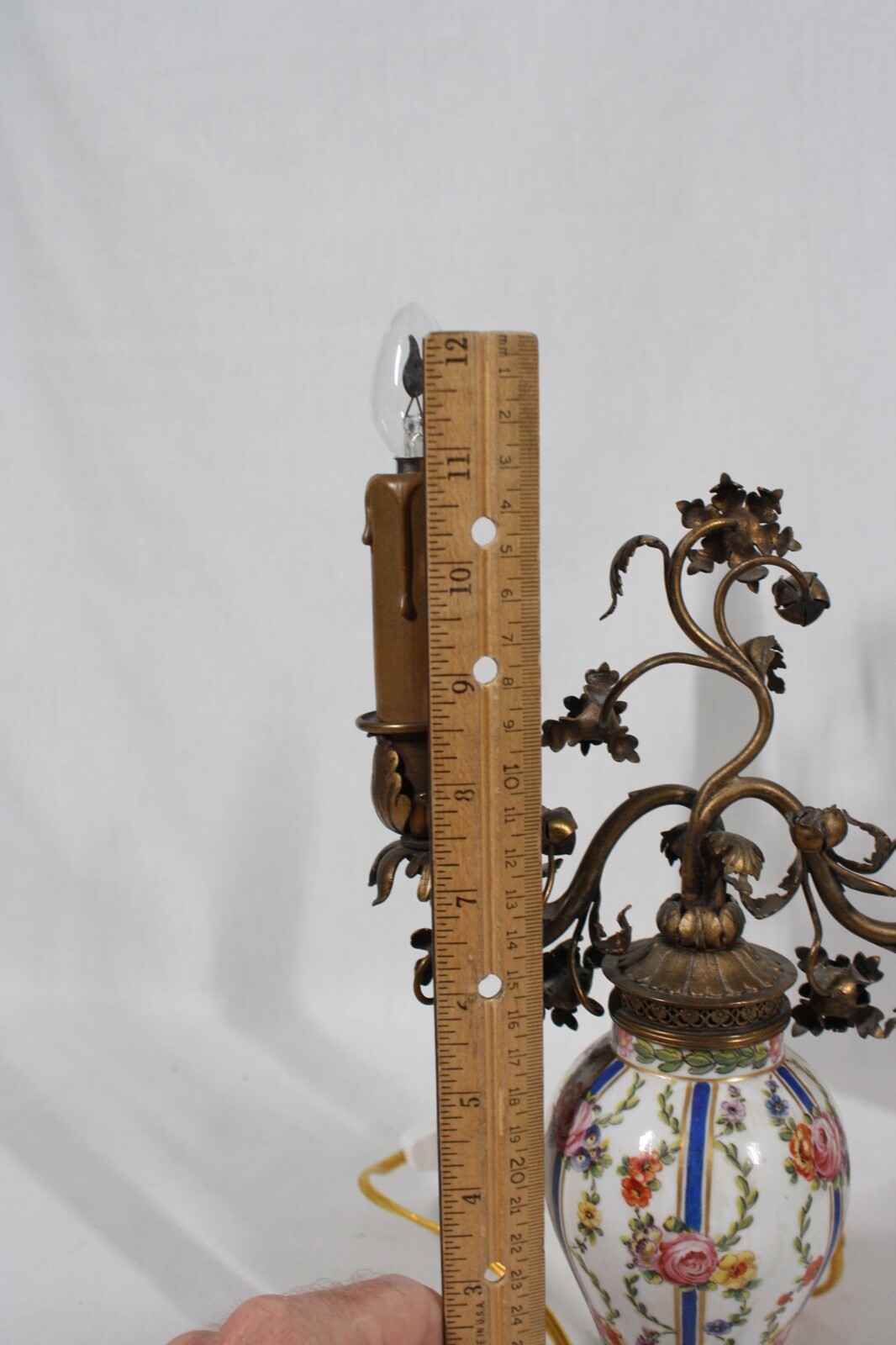 RARE PORCELAIN & ANTIQUE BRASS FINISH PAIR OF CANDLESTICK BOUDOIR LAMPS