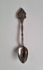 1982 Disneyland Walt Disney collectable souvenir spoon old vintage retro