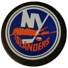 NEW YORK ISLANDERS ISLES VINTAGE PUCK Made In CANADA OLD NHL SLUG VICEROY Mfg NY