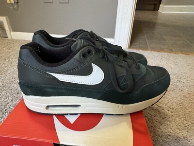 Nike Air Max 1 Outdoor Green Size 9.5