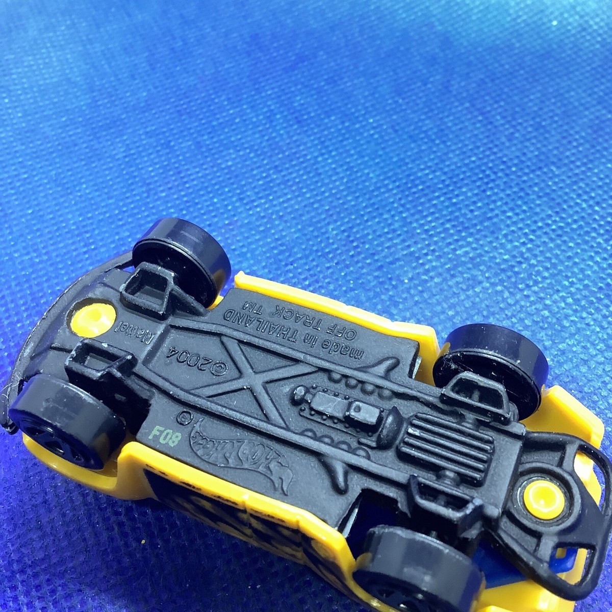 2004 Hot Wheels Off Track Yellow Car Mattel Hotwheels | eBay