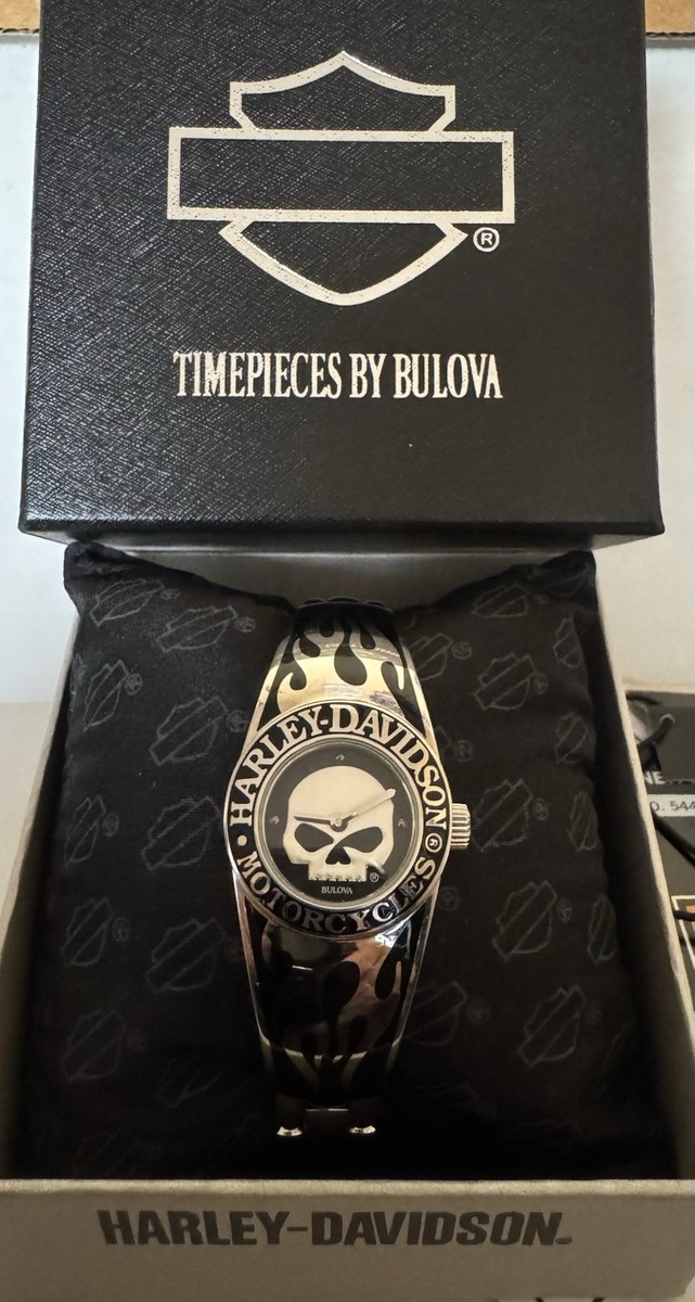 Harley Davidson Willie G Black Skull Flame Bulova Watch Excellent 