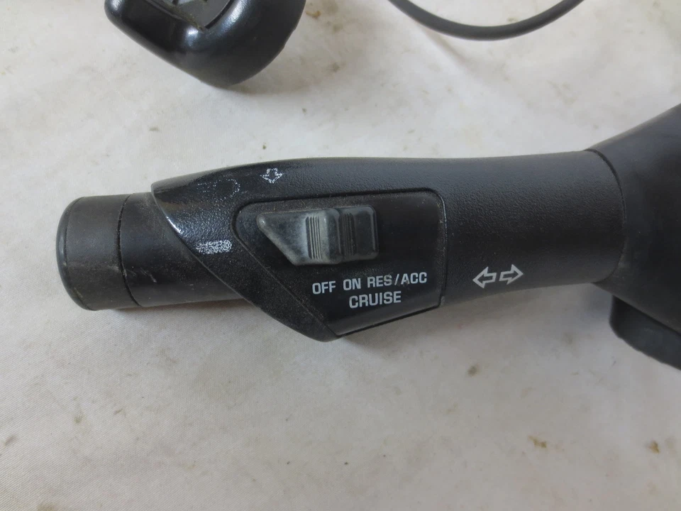 Interruptor multifuncional de seta 95-99 Oldsmobile Aurora ~ 006 11 05 25 - Imagem 2 de 4