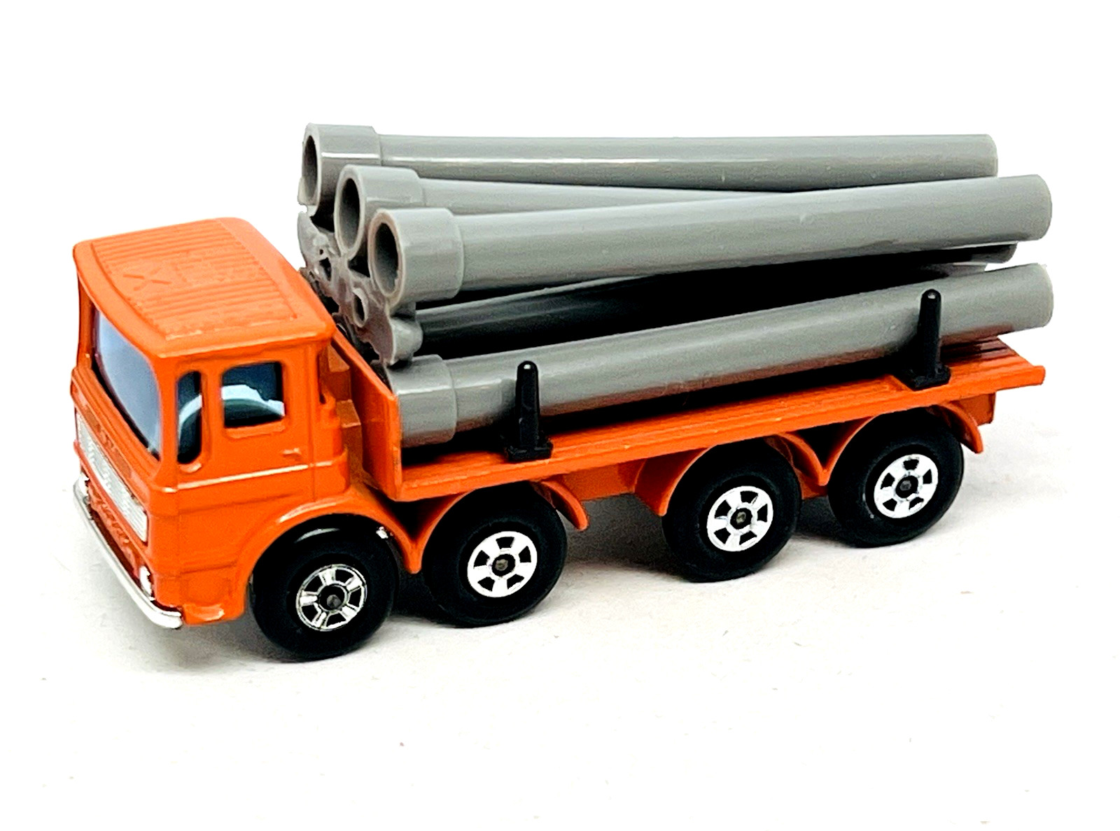 Lot Matchbox-Unimog-Pipe Truck-Gmc Tipper Truck-Catalogue 1979-80