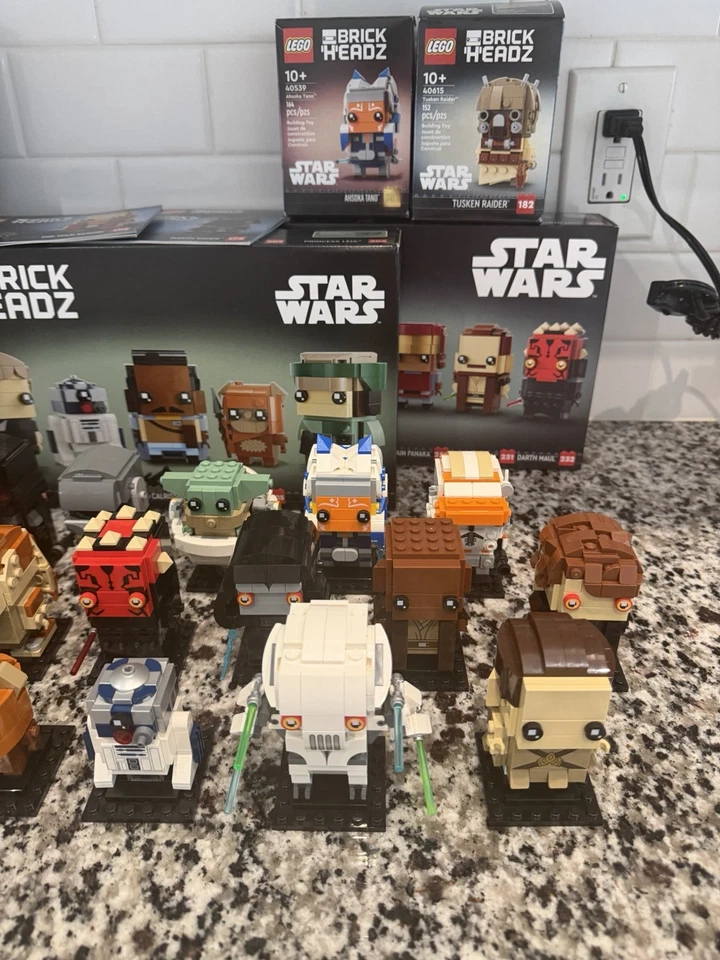LEGO Star Wars Brickheadz Lot of 24 w/ Box & Manuals 100% Complete - Image 4 of 4