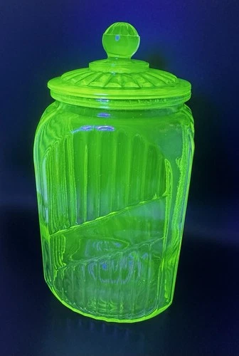 Vintage Green Uranium Vaseline Depression Glass Canister Jar Lid Great Glow